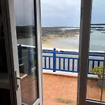Casa El Charco Feriehus *