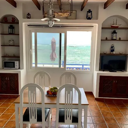 Casa El Charco * Orzola